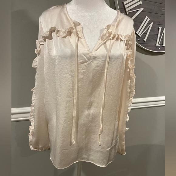 LOFT Satin cream long sleeve with ruffles - Size Medium slightly used worn 1x - Picture 4 of 12